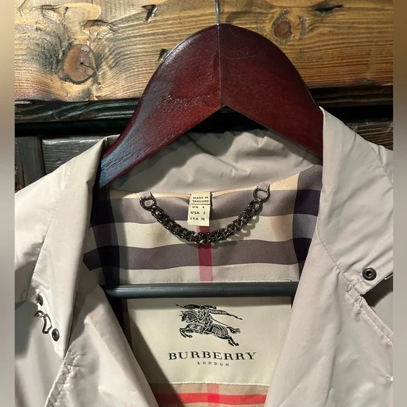 Burberry Mid-Length Trench Coat
